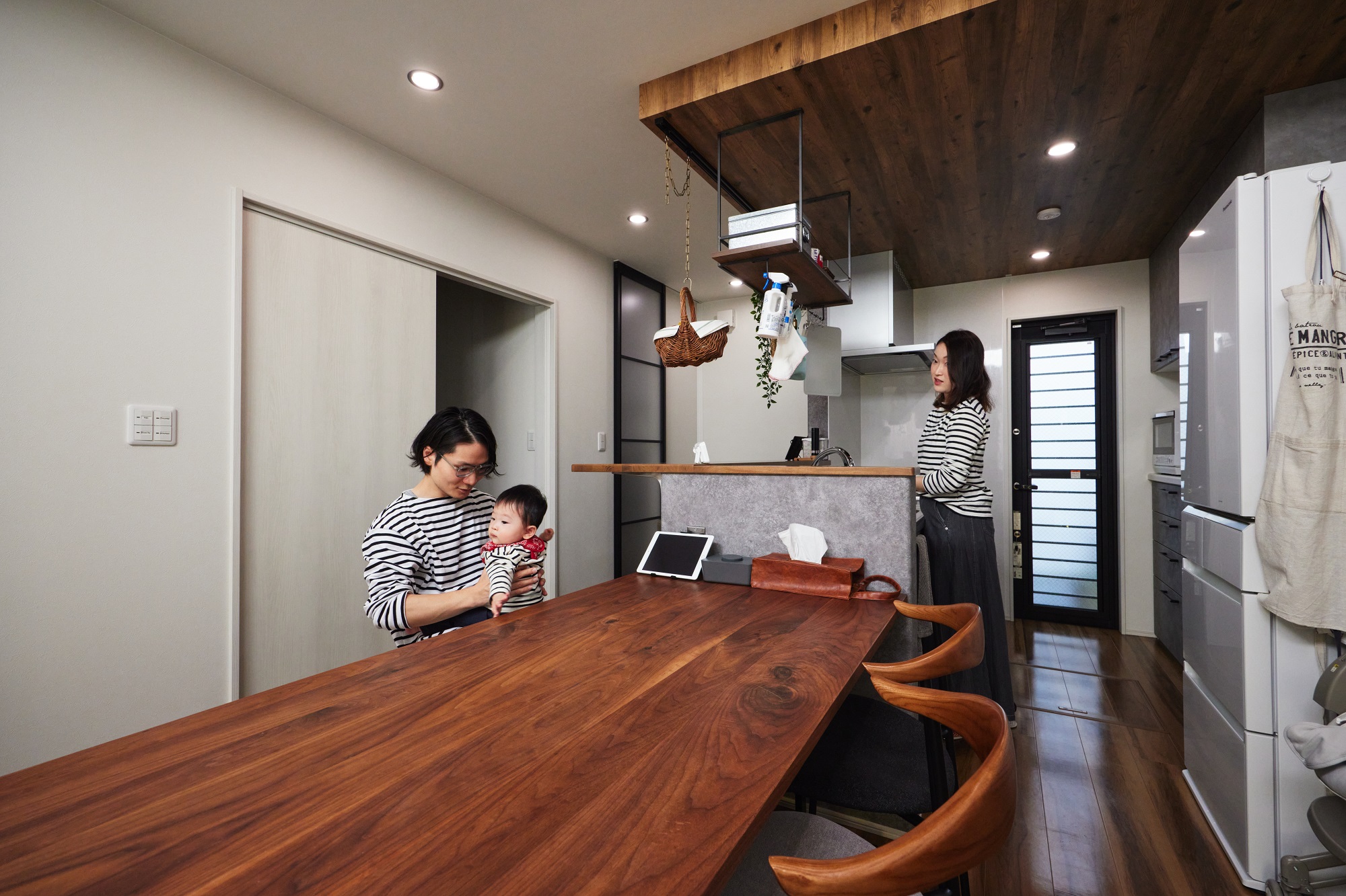 採光や動線にこだわったキッズデザインの家