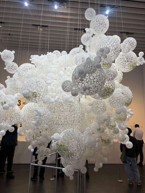 人が共鳴する未来都市〈Resonatia〉