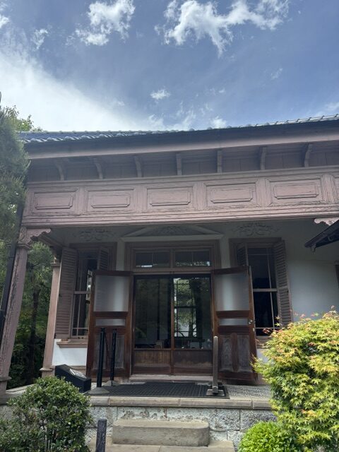 近代和洋折衷建築と創作の気配を残す洋館＜吉川英二記念館・離れ＞
